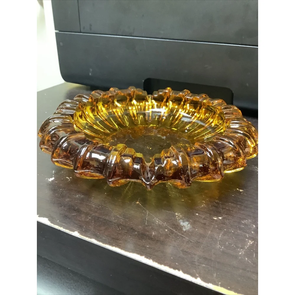 Sunburst Vintage Ashtray Large Heavy Amber Glass 7” MCM Tobacciana Cigar Pipe